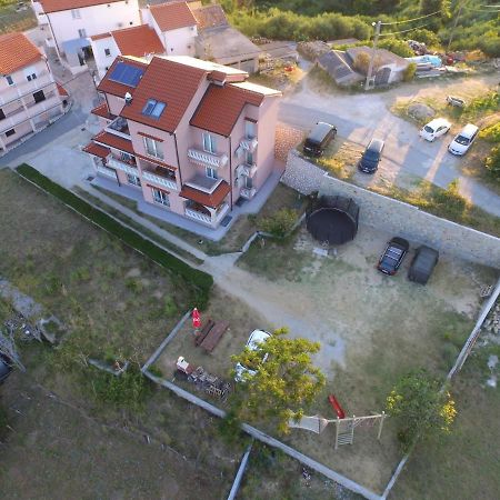 לופאר Apartmani Danijela Tomicic מראה חיצוני תמונה